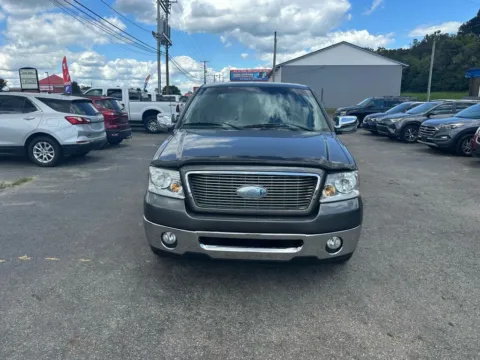 Photos of 2006 Ford F-150 SuperCrew Cab XLT Pickup 4D 6 1/2 ft for sale in Chillicothe, OH at Instant Auto Sales Chillicothe