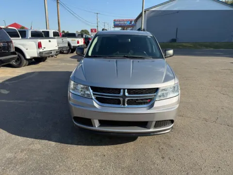 Photos of 2017 Dodge Journey SE Sport Utility 4D for sale in Chillicothe, OH at Instant Auto Sales Chillicothe