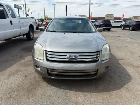 Photos of 2008 Ford Fusion SEL Sedan 4D for sale in Chillicothe, OH at Instant Auto Sales Chillicothe