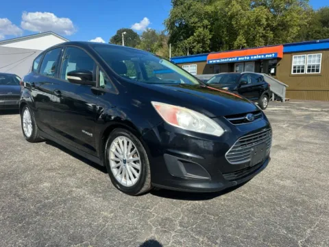 Photos of 2016 Ford C-MAX Hybrid SE Wagon 4D for sale in Chillicothe, OH at Instant Auto Sales Chillicothe