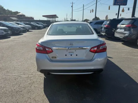 More photos of 2017 Nissan Altima 2.5 S Sedan 4D at Instant Auto Sales Chillicothe, OH