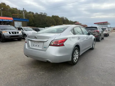 More photos of 2014 Nissan Altima 2.5 S Sedan 4D at Instant Auto Sales Chillicothe, OH