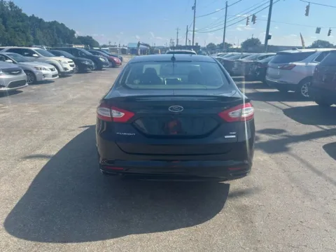 More photos of 2014 Ford Fusion SE Sedan 4D at Instant Auto Sales Chillicothe, OH