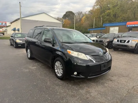 Another view of 2013 Toyota Sienna XLE Minivan 4D for sale in Chillicothe, OH at Instant Auto Sales Chillicothe