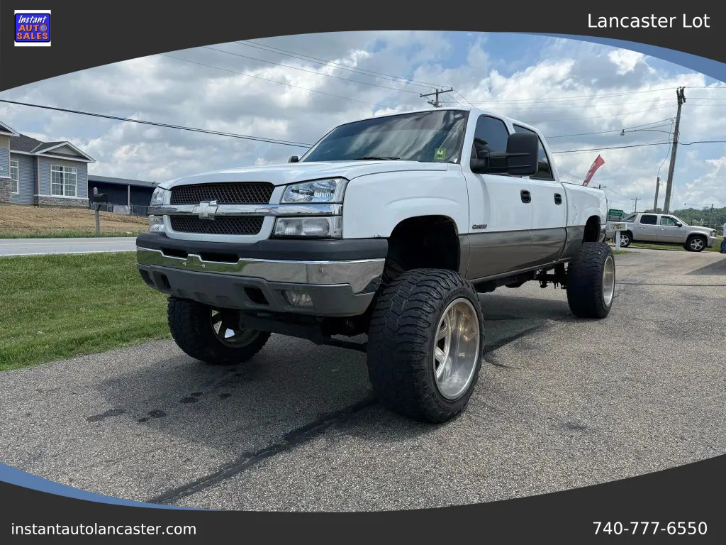 White 2004 Chevrolet Silverado 2500 Crew Cab LS Pickup 4D 6 1/2 ft for sale in Lancaster, OH