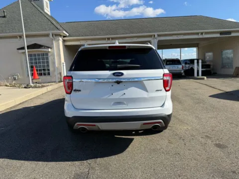 More photos of 2017 Ford Explorer XLT Sport Utility 4D at Instant Auto Sales Lancaster, OH