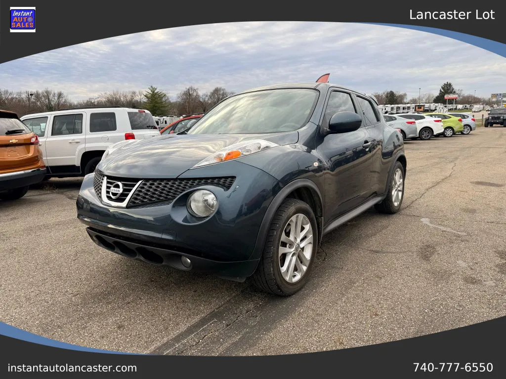 Gray 2011 Nissan JUKE SL Sport Utility 4D for sale in Lancaster, OH