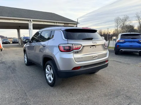 More photos of 2017 Jeep Compass All New Latitude Sport Utility 4D at Instant Auto Sales Lancaster, OH