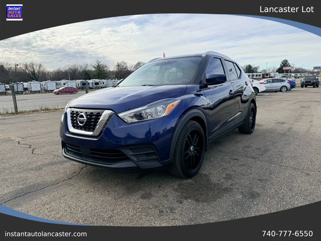 2020 Nissan Kicks SV's photo
