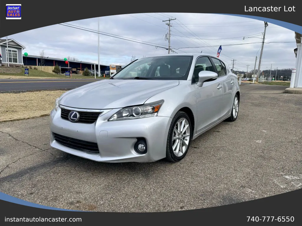 2012 Lexus CT Premium's photo