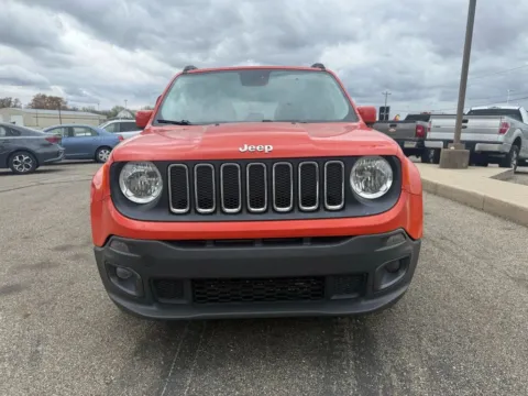 Photos of 2015 Jeep Renegade Latitude Sport Utility 4D for sale in Lancaster, OH at Instant Auto Sales Lancaster