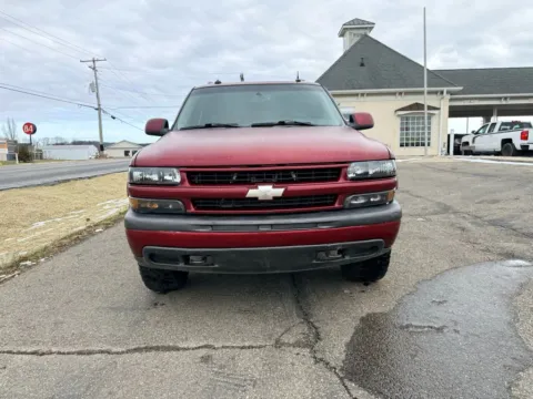 Photos of 2003 Chevrolet Tahoe LT Sport Utility 4D for sale in Lancaster, OH at Instant Auto Sales Lancaster