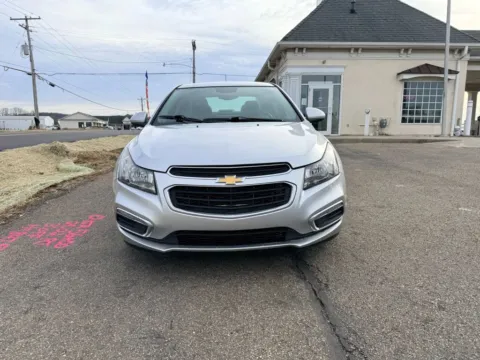Photos of 2015 Chevrolet Cruze 1LT Sedan 4D for sale in Lancaster, OH at Instant Auto Sales Lancaster