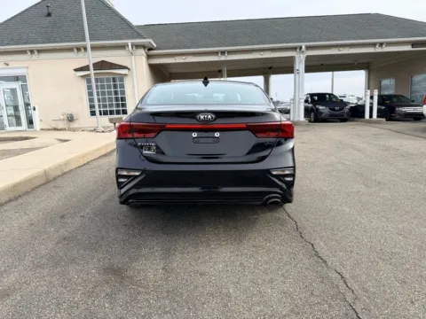 More photos of 2020 Kia Forte LXS Sedan 4D at Instant Auto Sales Lancaster, OH