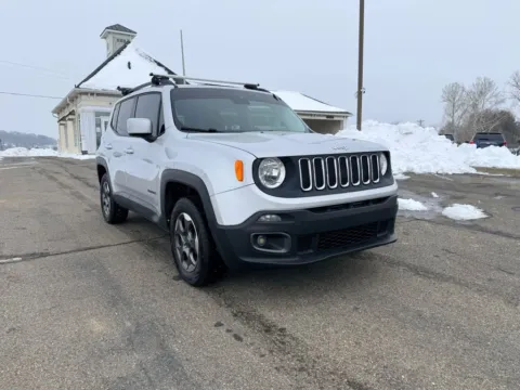 Another view of 2015 Jeep Renegade Latitude Sport Utility 4D for sale in Lancaster, OH at Instant Auto Sales Lancaster