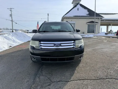 Photos of 2009 Ford Taurus X SEL Sport Utility 4D for sale in Lancaster, OH at Instant Auto Sales Lancaster