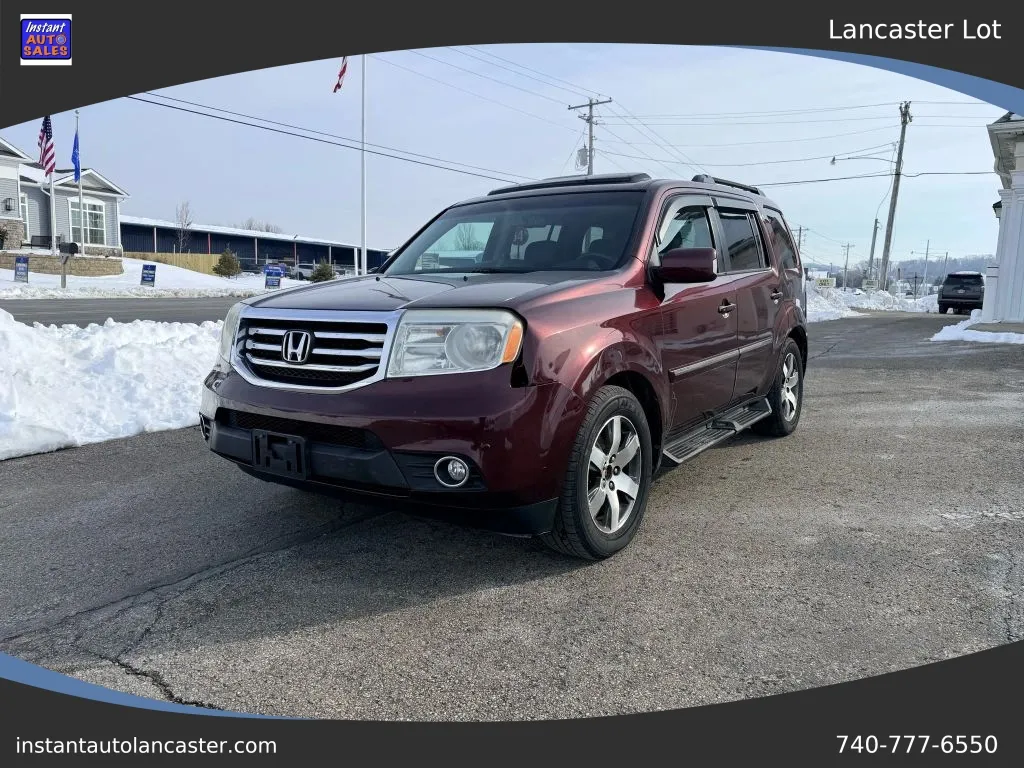 Red 2012 Honda Pilot Touring Sport Utility 4D for sale in Lancaster, OH