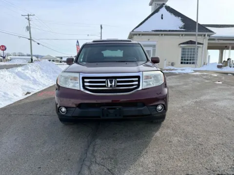 Photos of 2012 Honda Pilot Touring Sport Utility 4D for sale in Lancaster, OH at Instant Auto Sales Lancaster