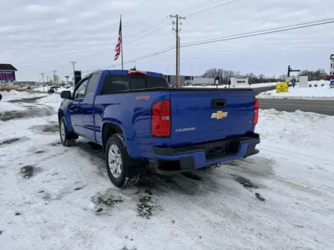 More photos of 2018 Chevrolet Colorado Extended Cab LT Pickup 2D 6 ft at Instant Auto Sales Lancaster, OH