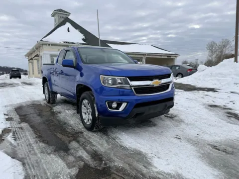 Another view of 2018 Chevrolet Colorado Extended Cab LT Pickup 2D 6 ft for sale in Lancaster, OH at Instant Auto Sales Lancaster