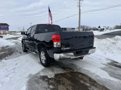 More photos of 2007 Toyota Tundra Double Cab SR5 Pickup 4D 6 1/2 ft at Instant Auto Sales Lancaster, OH