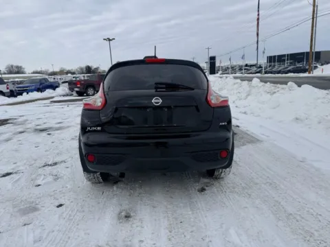 More photos of 2016 Nissan JUKE S Sport Utility 4D at Instant Auto Sales Lancaster, OH