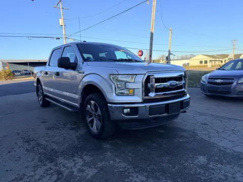Another view of 2016 Ford F-150 SuperCrew Cab XLT Pickup 4D 5 1/2 ft for sale in Lancaster, OH at Instant Auto Sales Lancaster