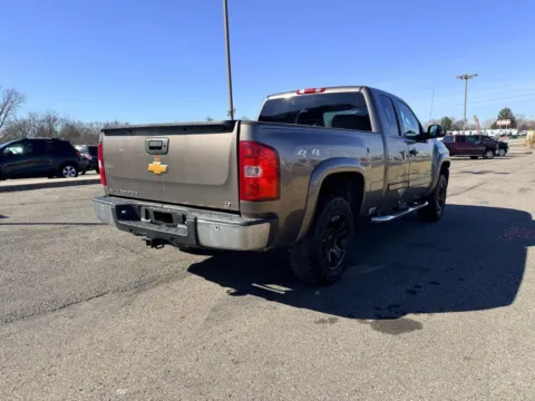 More photos of 2013 Chevrolet Silverado 1500 Extended Cab LT Pickup 4D 6 1/2 ft at Instant Auto Sales Lancaster, OH