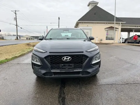 Photos of 2021 Hyundai Kona SE Sport Utility 4D for sale in Lancaster, OH at Instant Auto Sales Lancaster
