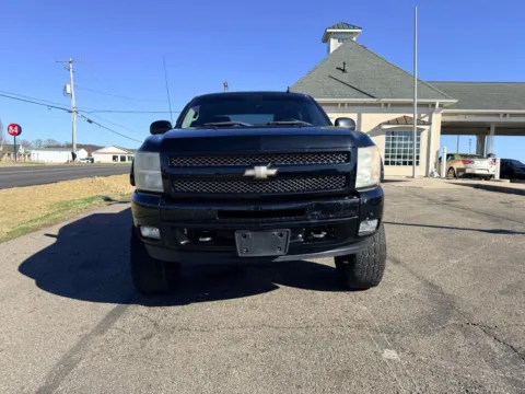 Photos of 2011 Chevrolet Silverado 1500 Crew Cab LT Pickup 4D 5 3/4 ft for sale in Lancaster, OH at Instant Auto Sales Lancaster