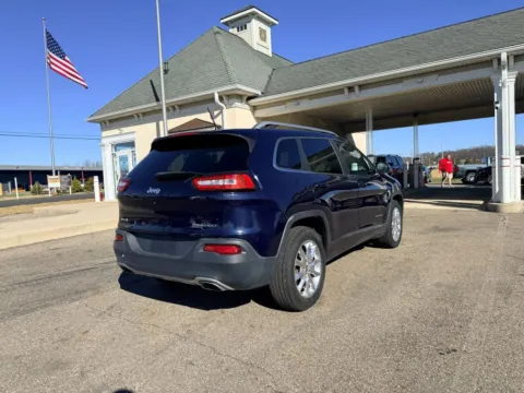 More photos of 2015 Jeep Cherokee Limited Sport Utility 4D at Instant Auto Sales Lancaster, OH