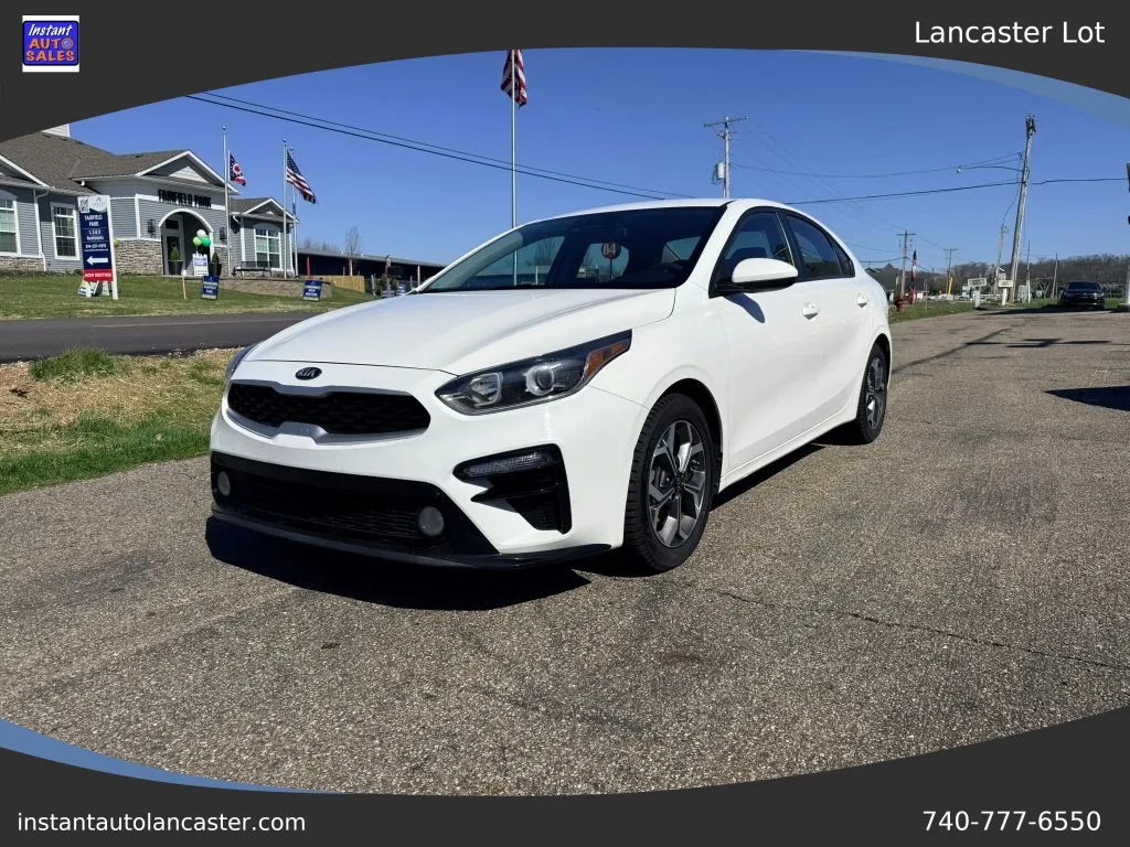 White 2019 Kia Forte LXS Sedan 4D for sale in Lancaster, OH