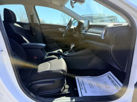 More photos of 2019 Kia Forte LXS Sedan 4D at Instant Auto Sales Lancaster, OH