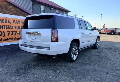 More photos of 2016 GMC Yukon XL Denali Sport Utility 4D at Instant Auto Sales Lancaster, OH