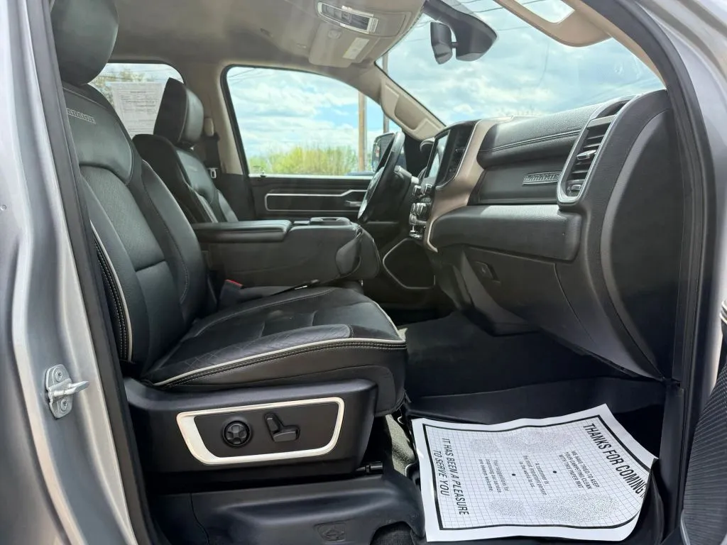 2019 RAM Ram 1500 Pickup Laramie - Photo 9
