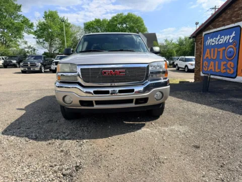 Photos of 2006 GMC Sierra 1500 Crew Cab SLE Pickup 4D 5 3/4 ft for sale in Lancaster, OH at Instant Auto Sales Lancaster