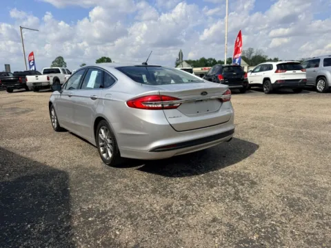 More photos of 2017 Ford Fusion SE Sedan 4D at Instant Auto Sales Lancaster, OH