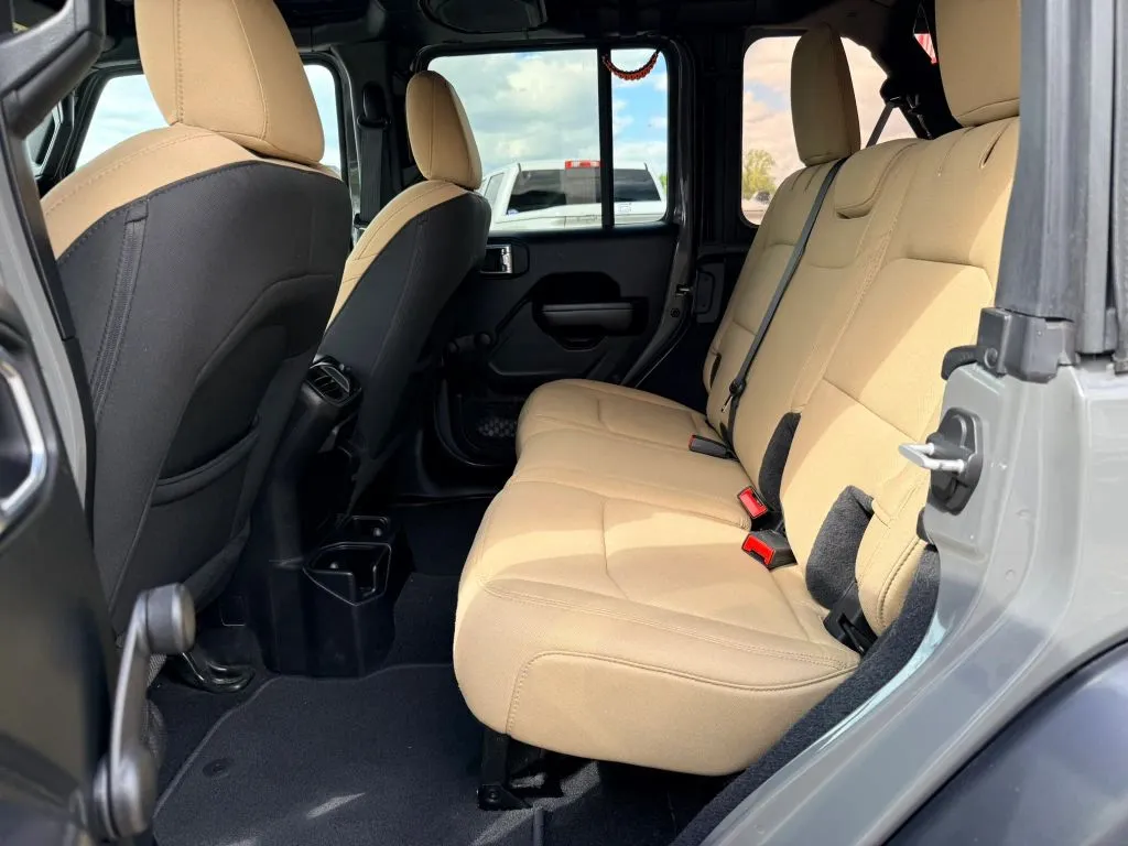 2020 Jeep Wrangler Unlimited Sport - Photo 10