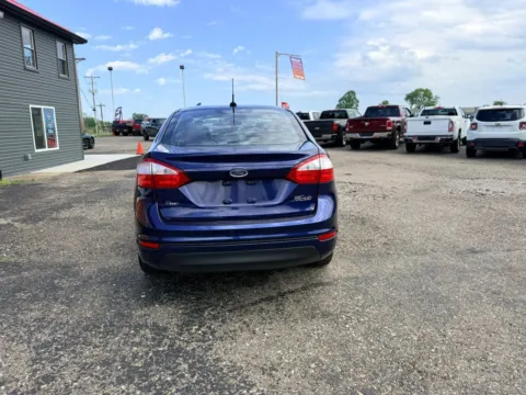 More photos of 2016 Ford Fiesta SE Sedan 4D at Instant Auto Sales Lancaster, OH