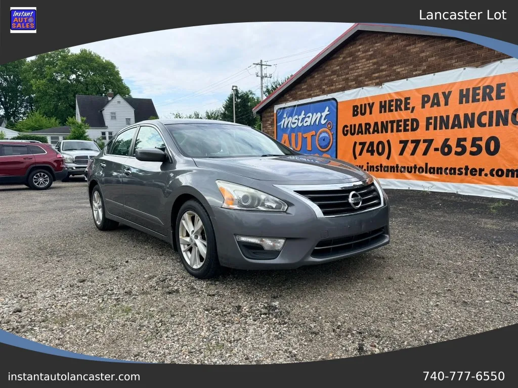 Silver 2014 Nissan Altima 2.5 SV Sedan 4D for sale in Lancaster, OH