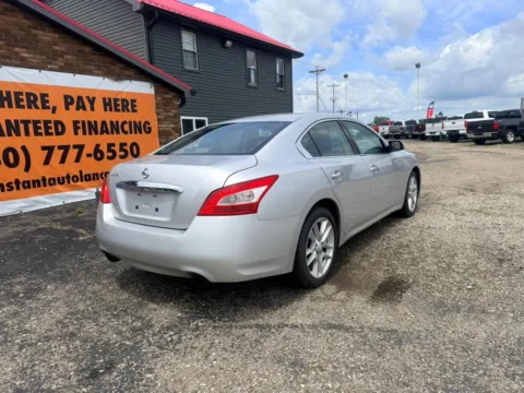 More photos of 2011 Nissan Maxima S Sedan 4D at Instant Auto Sales Lancaster, OH