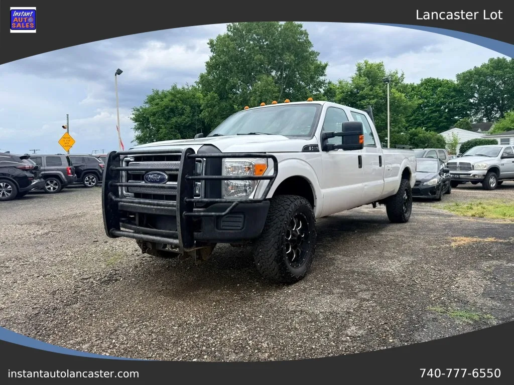 Unknown 2012 Ford F350 Super Duty Crew Cab XL Pickup 4D 8 ft for sale in Lancaster, OH