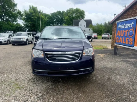 Photos of 2016 Chrysler Town & Country Touring Minivan 4D for sale in Lancaster, OH at Instant Auto Sales Lancaster