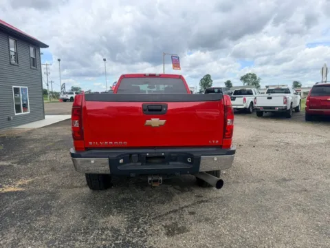 More photos of 2007 Chevrolet Silverado 2500 HD Crew Cab LTZ Pickup 4D 8 ft at Instant Auto Sales Lancaster, OH