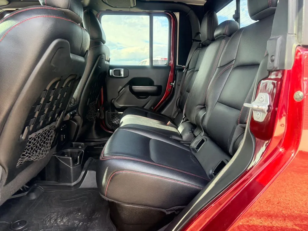 2021 Jeep Gladiator Rubicon - Photo 11