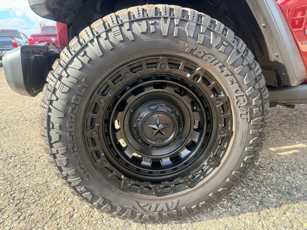2021 Jeep Gladiator Rubicon - Photo 12