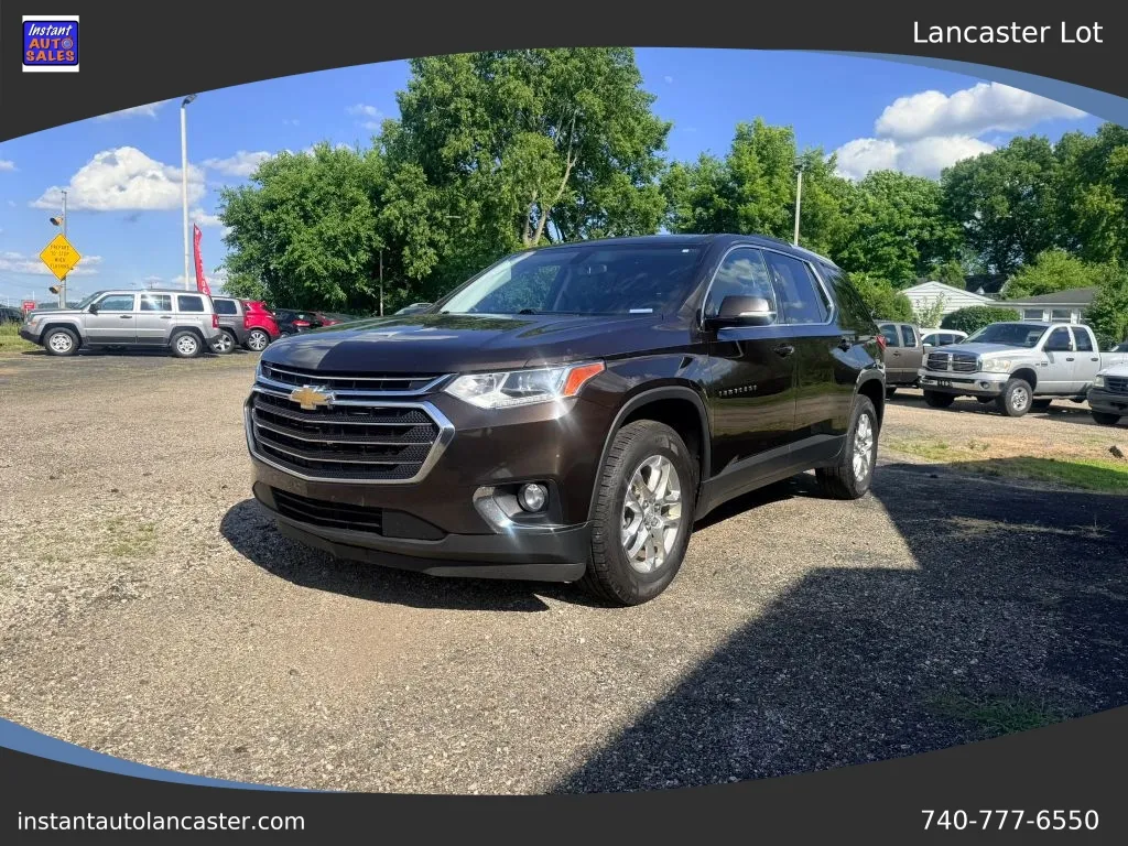 Black 2018 Chevrolet Traverse LT Sport Utility 4D for sale in Lancaster, OH