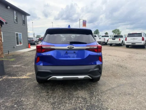 More photos of 2021 Kia Seltos LX Sport Utility 4D at Instant Auto Sales Lancaster, OH