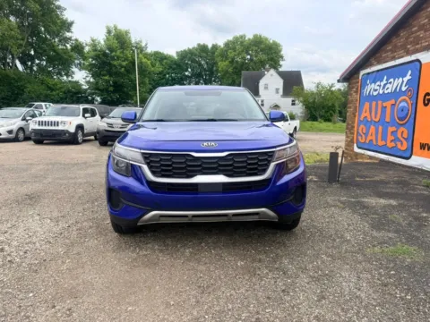 Photos of 2021 Kia Seltos LX Sport Utility 4D for sale in Lancaster, OH at Instant Auto Sales Lancaster