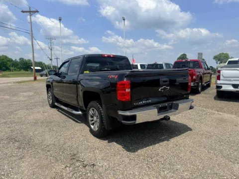 More photos of 2018 Chevrolet Silverado 1500 Crew Cab LT Pickup 4D 5 3/4 ft at Instant Auto Sales Lancaster, OH